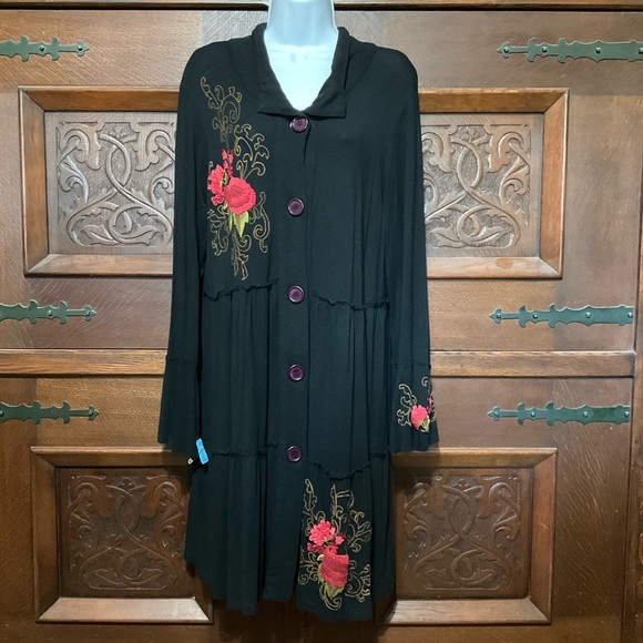 ATHLETA Black Jersey Dress w/Roses - Picture 2 of 11